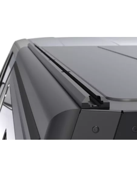 Hardtop Contour noir/ lisse avec fenêtre latérale pour Toyota Hilux