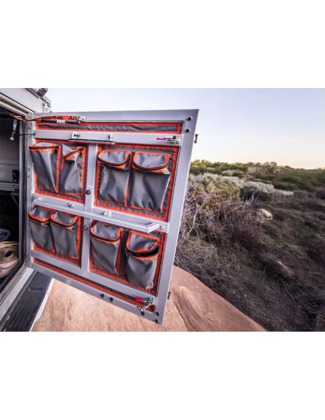 Hardtop Canopy Camper DC Toyota LC79 Alu-Cab ALU CAB - accessoire 4x4