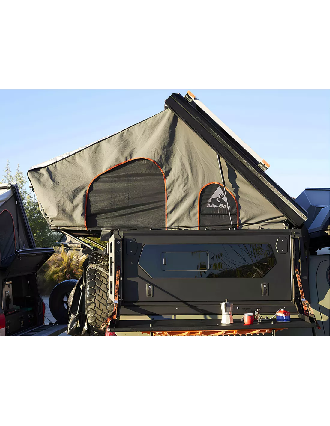 Kit de conversion Alu-Cab ModCAP en Compact Camper ALU CAB -