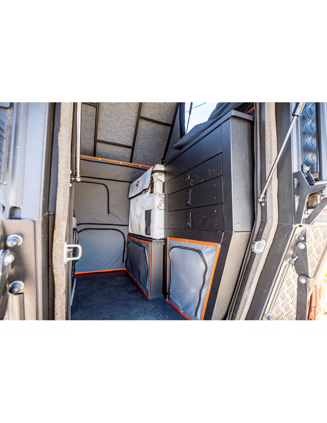 Khaya Camper Camper Comfort Alu-Cab ALU CAB - 4x4 accessoire