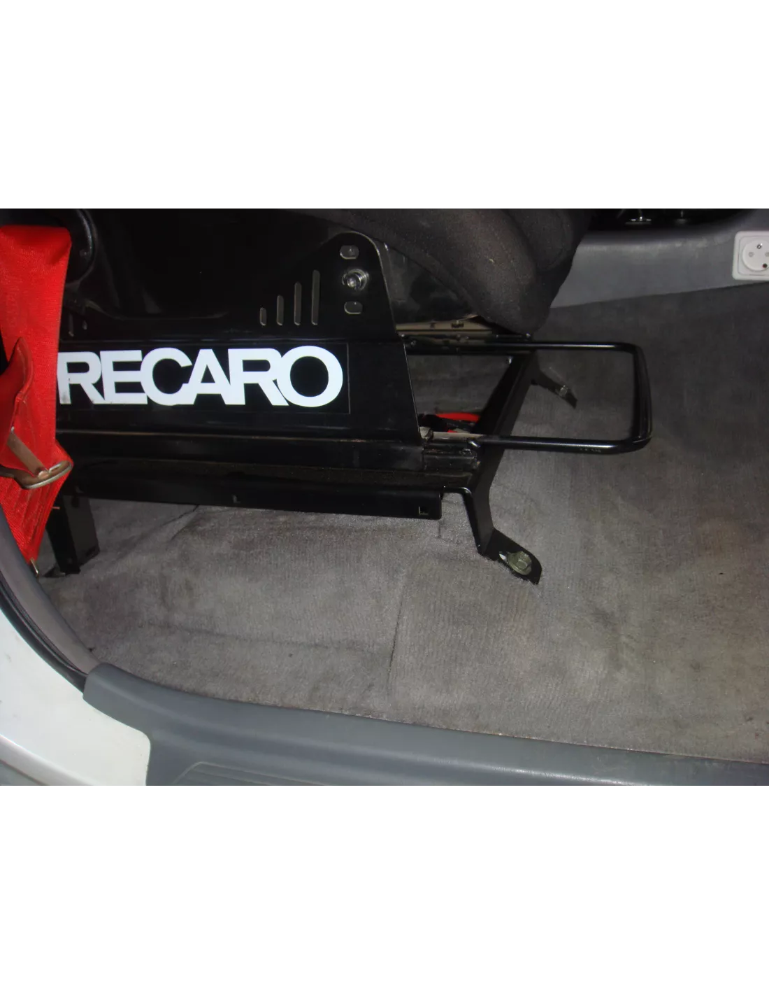 RECARO Sitzbasis rechte Seite TOYOTA HDJ100 und HZJ105 N4-Offroad