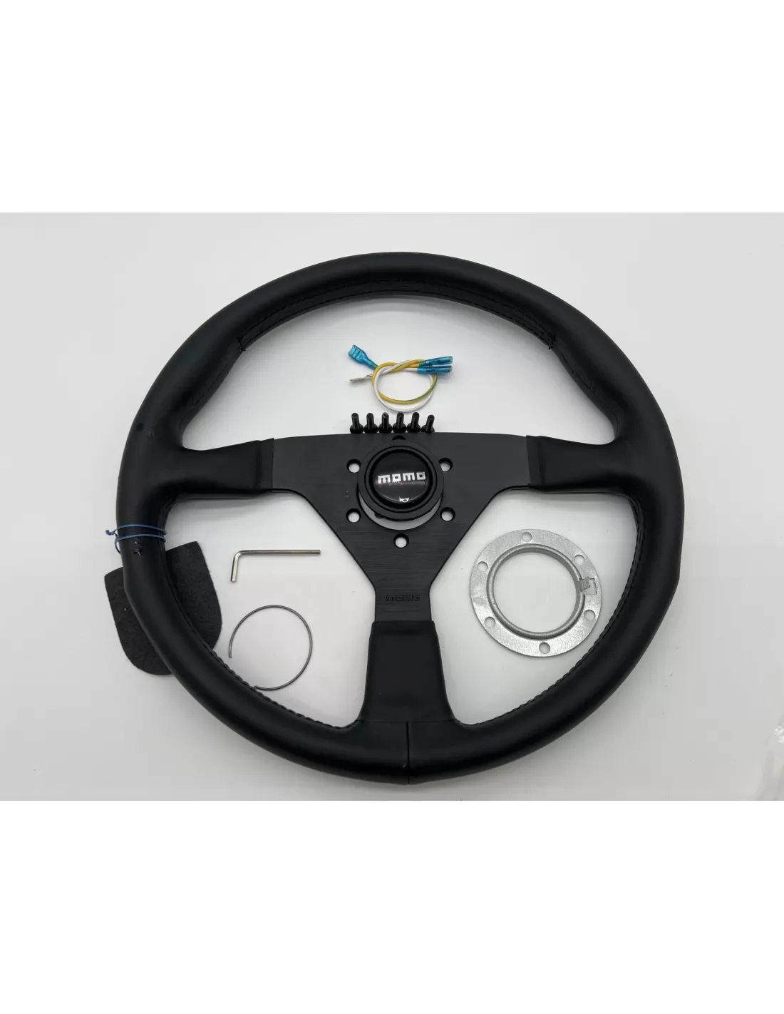Vlakke stuurwiel Drie takken zwart leer Ø350mm DTC PARTS - 4x4 accessoire