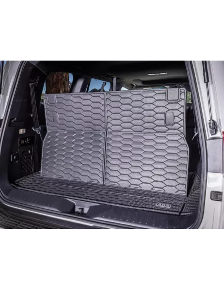 Tapis de coffre ARB renforcé spécifique Toyota Land Cruiser 300 ARB -