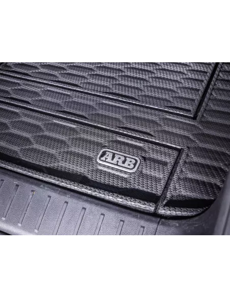 Tapis de coffre ARB renforcé spécifique Toyota Land Cruiser 300 ARB -