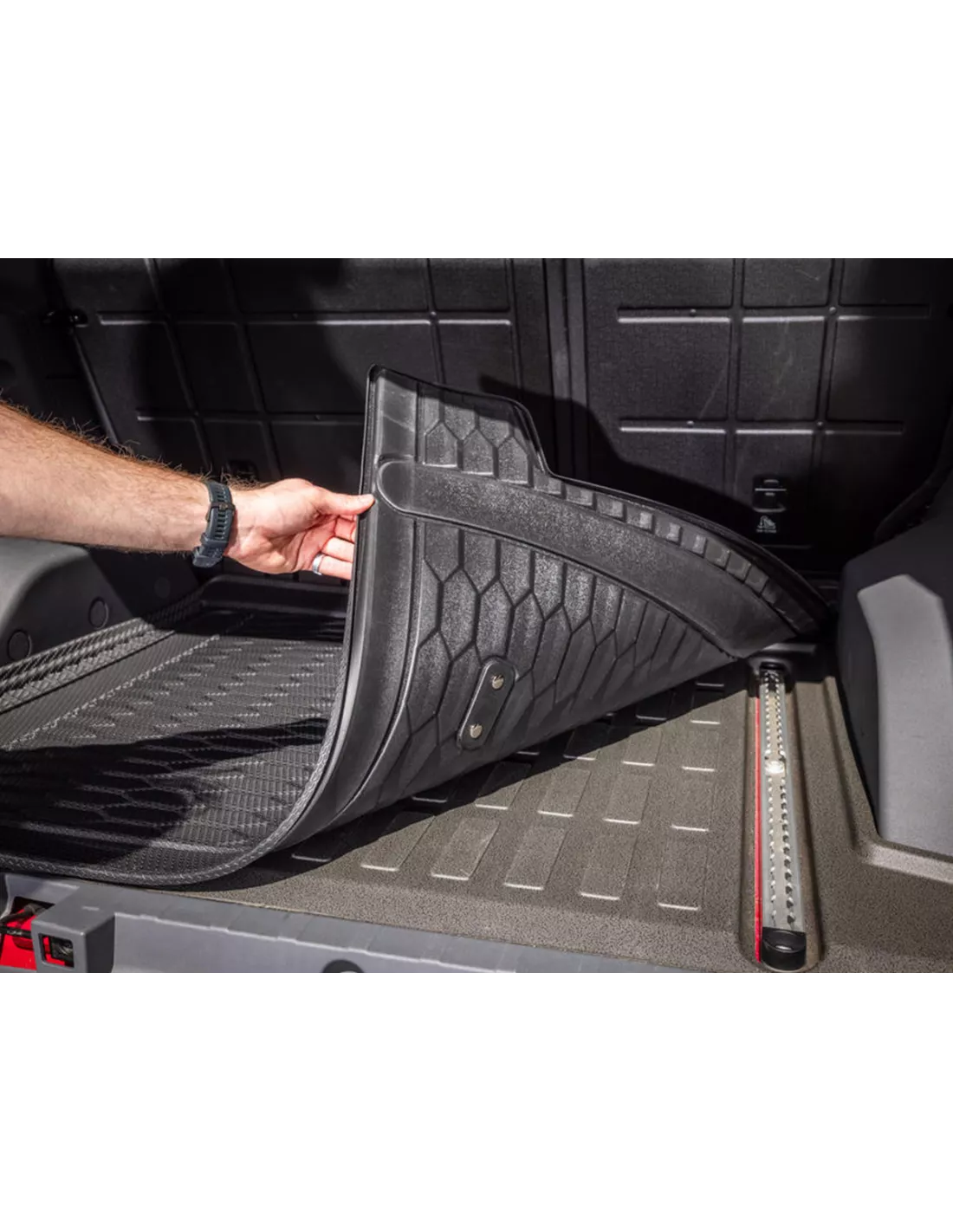 Tapis de coffre ARB renforcé spécifique Ineos Grenadier ARB -