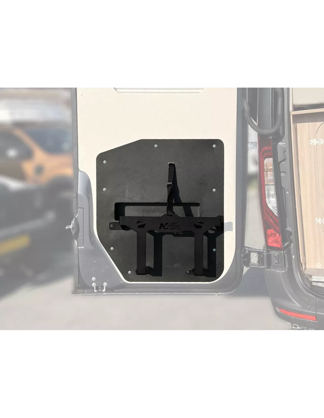 Panneau porte arrière gauche avec rangement Mercedes Sprinter W907