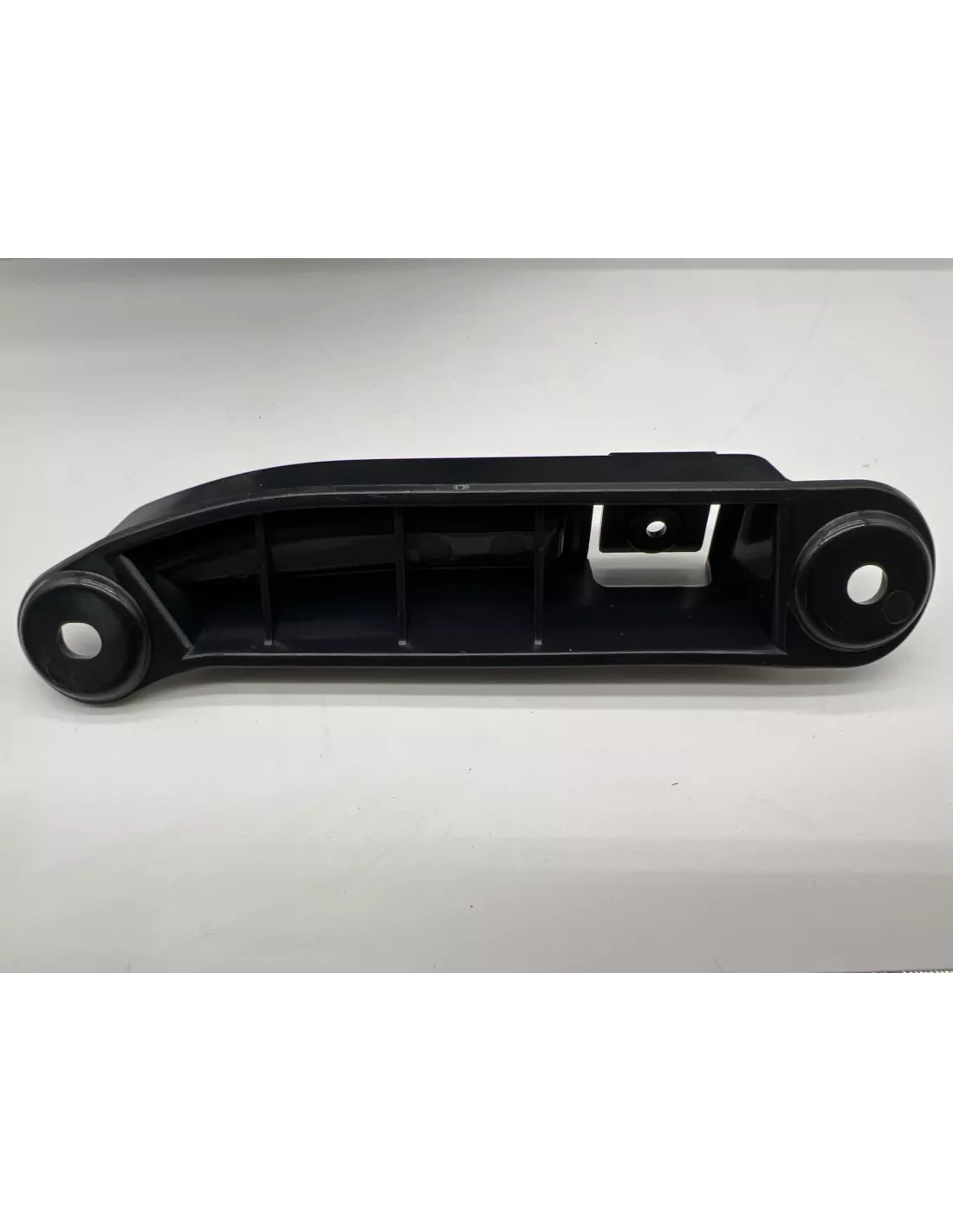 Console centrale vide poche autour levier de vitesse avec porte