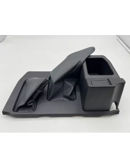 Console centrale vide poche autour levier de vitesse avec porte