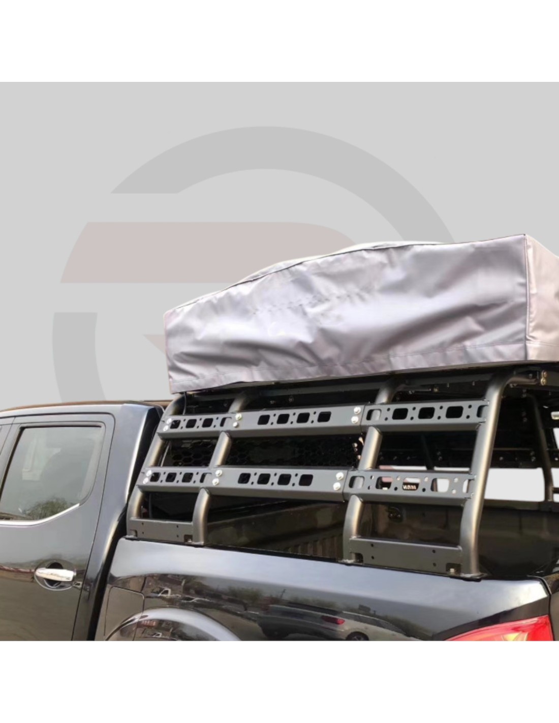 Off-Road Mitsubishi L200 Dumpster Galerie