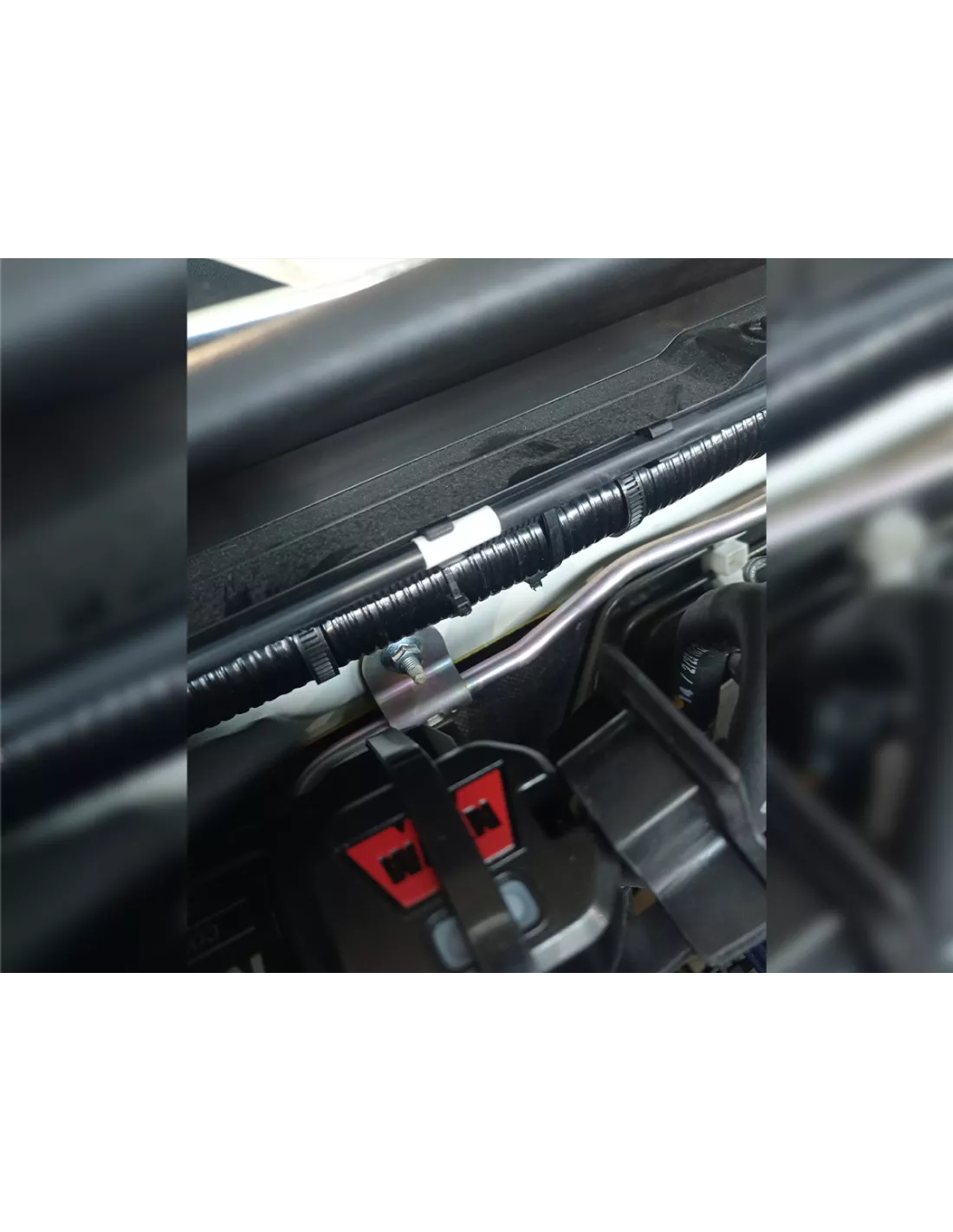 KIT-Support-Box-Relais Winde im Motorraum Jimny