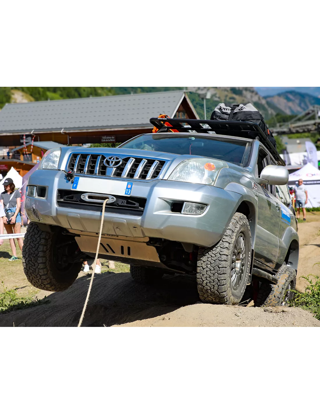 Platine de treuil intégrée au pare-chocs d'origine pour Toyota KDJ120