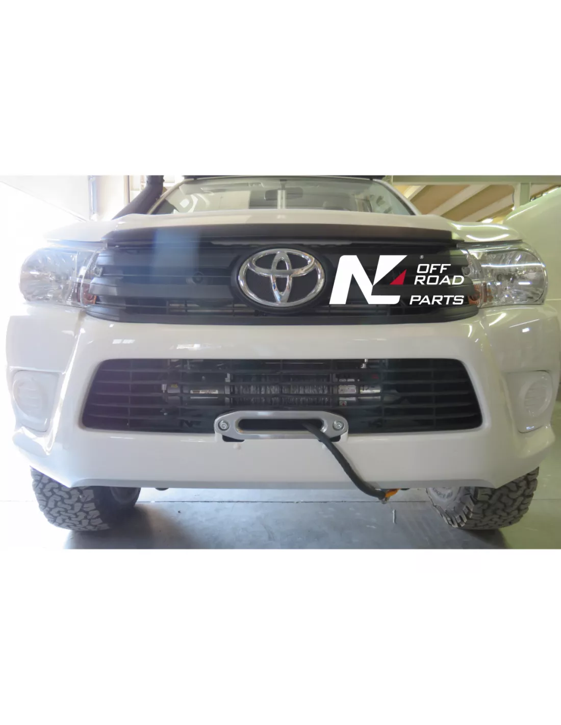 Geïntegreerde lierplatina met originele bumper voor TOYOTA HILUX