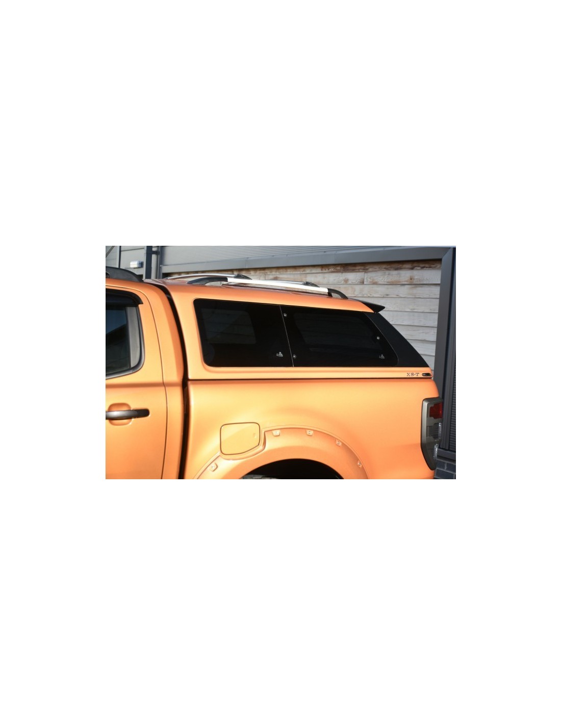 Hard Top ALPHA XS-T BLACK EDITION pour Ford Ranger