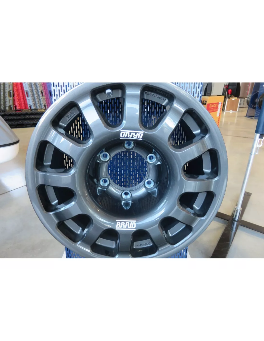 Jante Alu Braid Fullrace Grise 7x16 5x150 ET-25