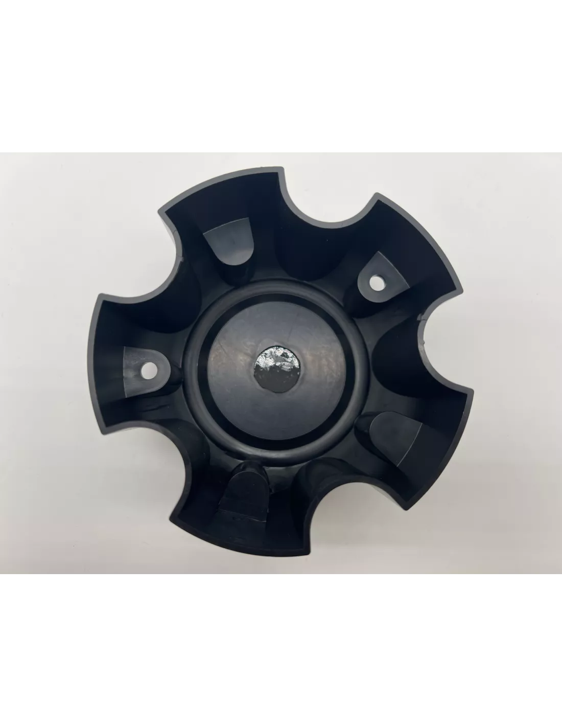 Cache moyeu fermé plastique noir pour jante acier entraxe 5x120
