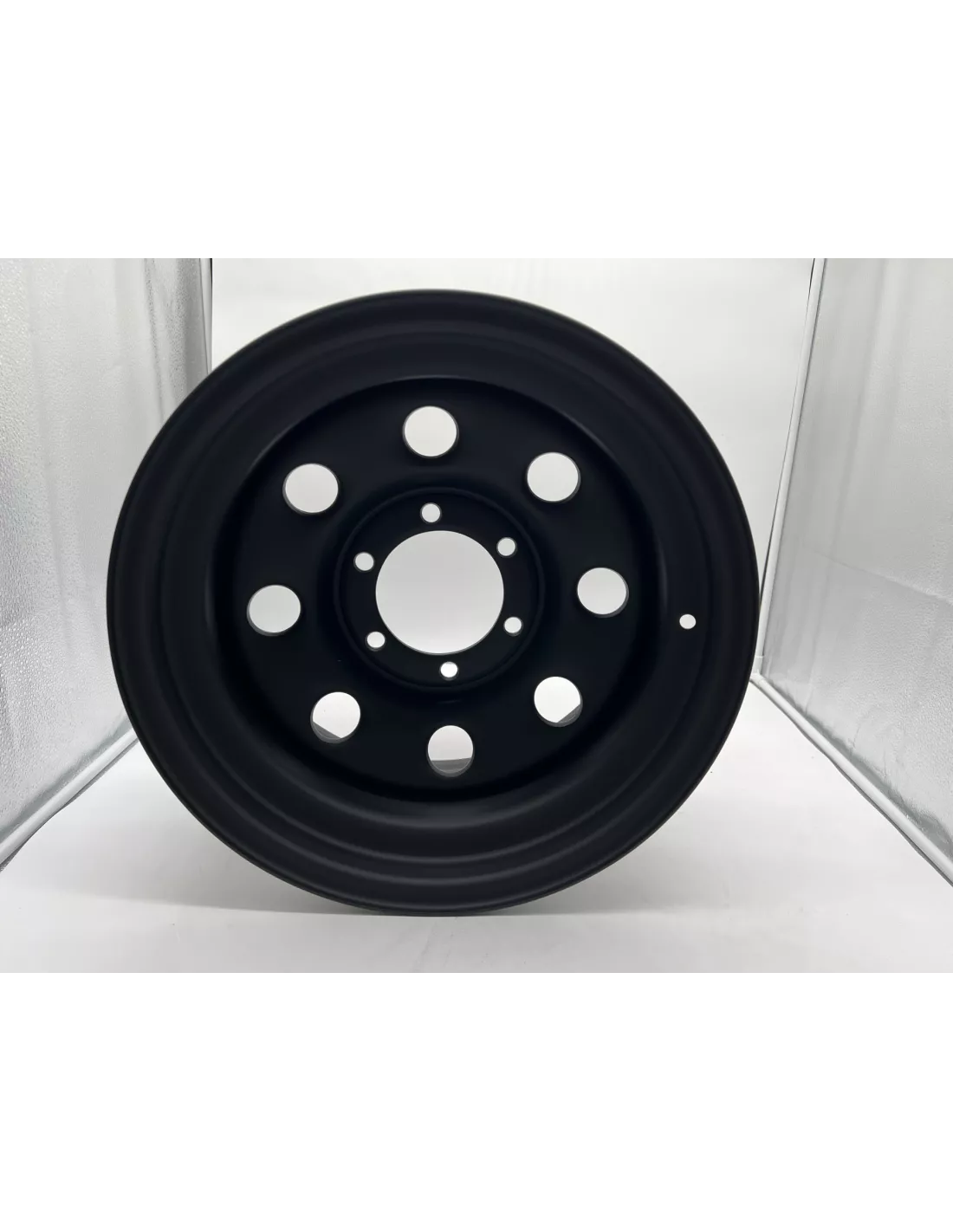 Jante acier Soft8 noire mat 8X16 6x139.7 Land Cruiser Patrol Pajero