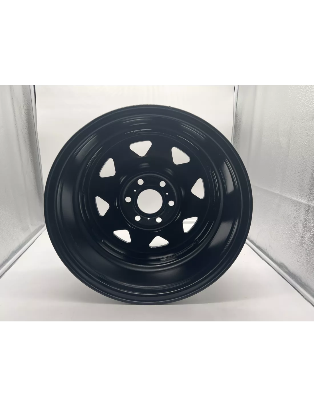 Jante acier Triangular noire 7x16 6x114.3 Nissan Navara D40 D23