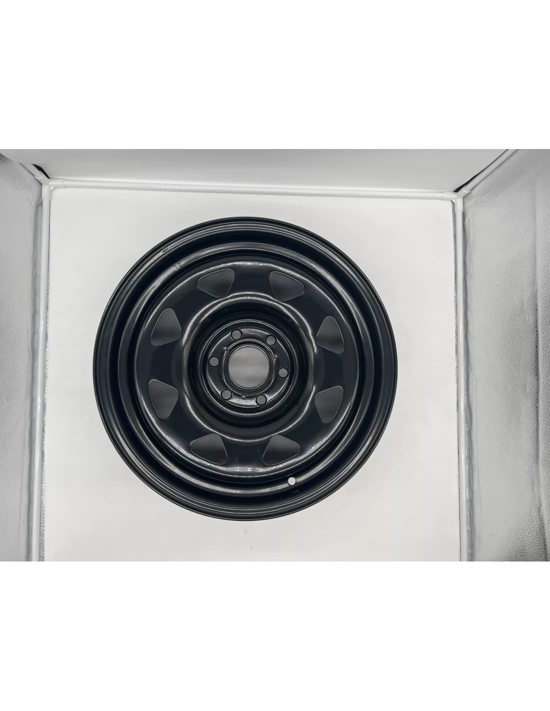 Jante acier Triangular noire 7x16 6x114.3 Nissan Navara D40 D23