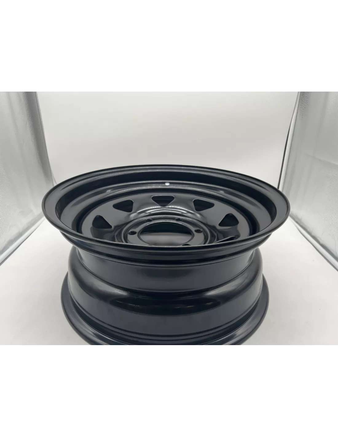 Jante acier Triangular noire 7X16 6x139.7 pour Nissan Toyota Ford