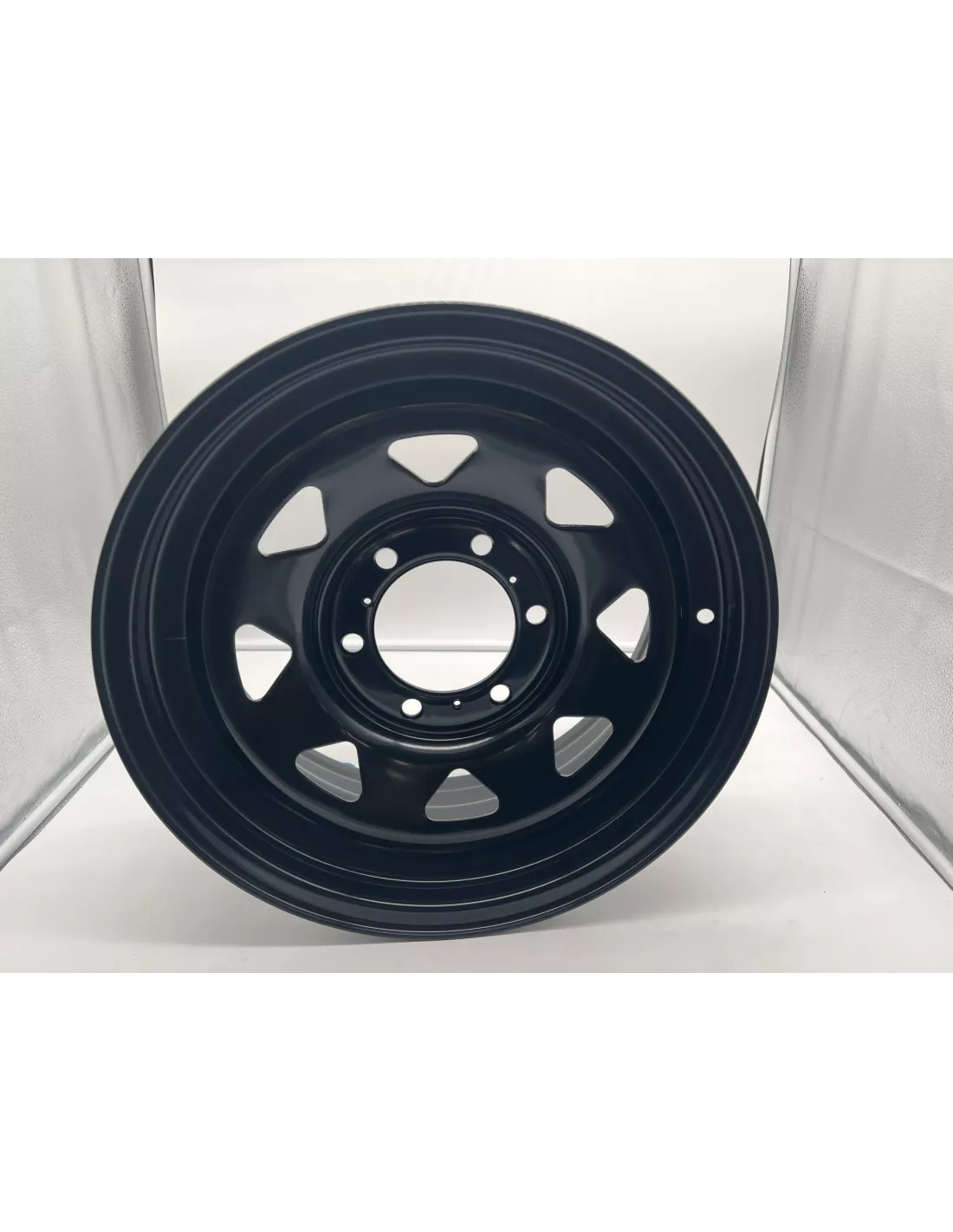 Jante acier Triangular noire 7x16 6x139.7 Toyota Hilux IFS 4Runner