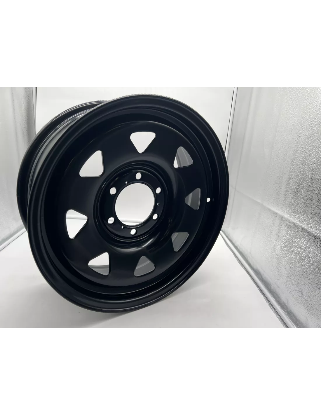 Zwarte driehoekige stalen velg 7x17 6x139.7 TOYOTA LAND CRUISER EN