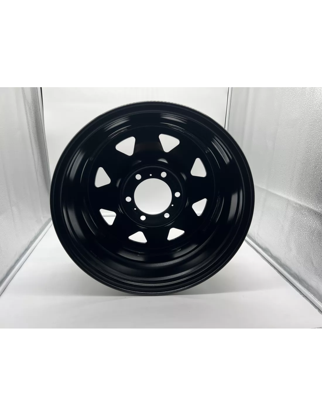 Zwarte driehoekige stalen velg 7x17 6x139.7 TOYOTA LAND CRUISER EN