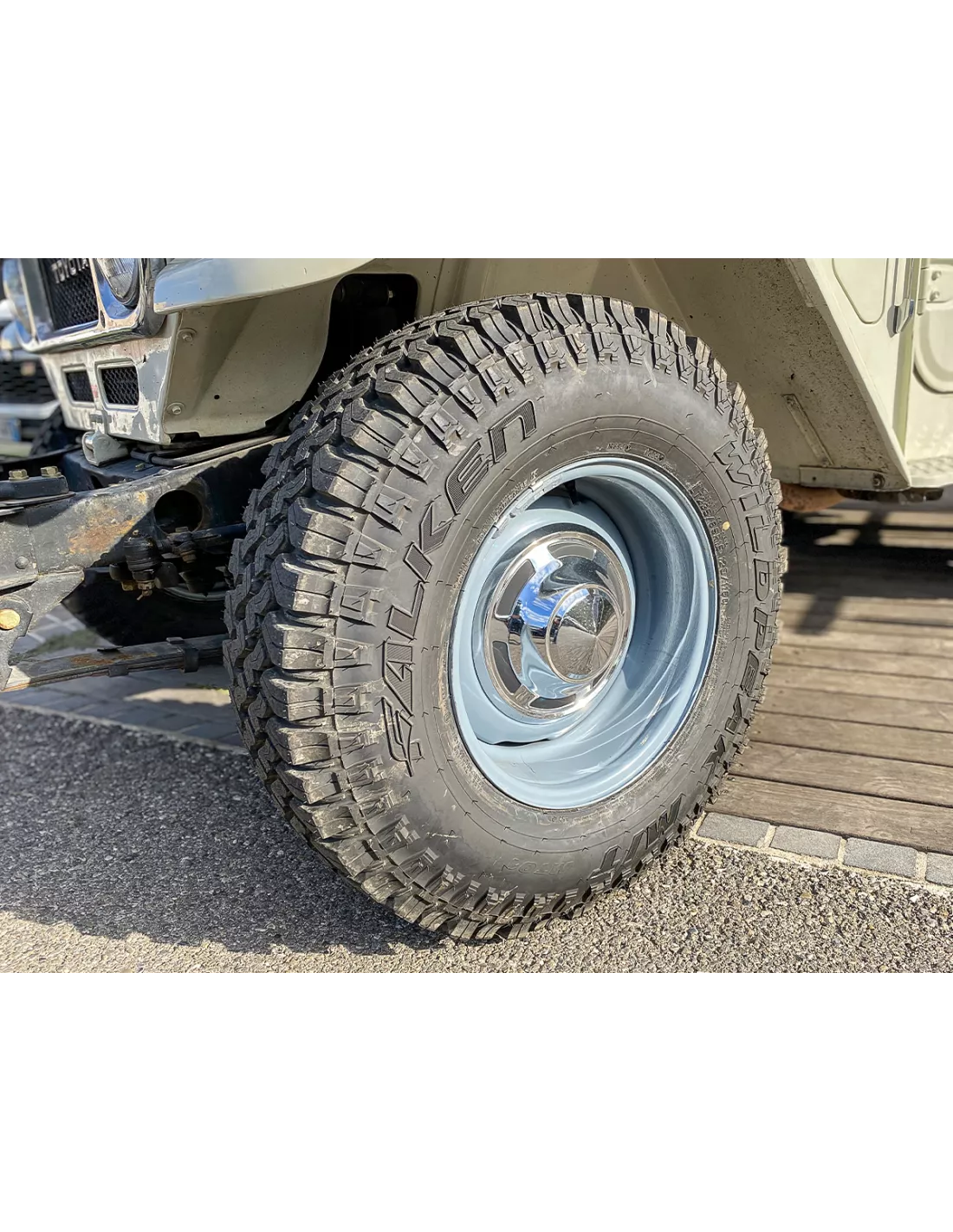 Jante acier N4-Offroad Vintage à crochets grise 7x16 6x139.7 Toyota