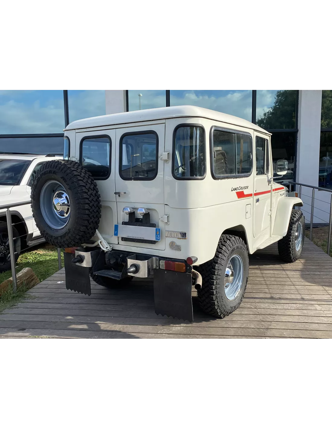 Jante acier N4-Offroad Vintage à crochets grise 7x16 6x139.7 Toyota