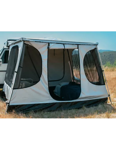 Store avec espace de vie Family Room JAMES BAROUD - accessoire 4x4