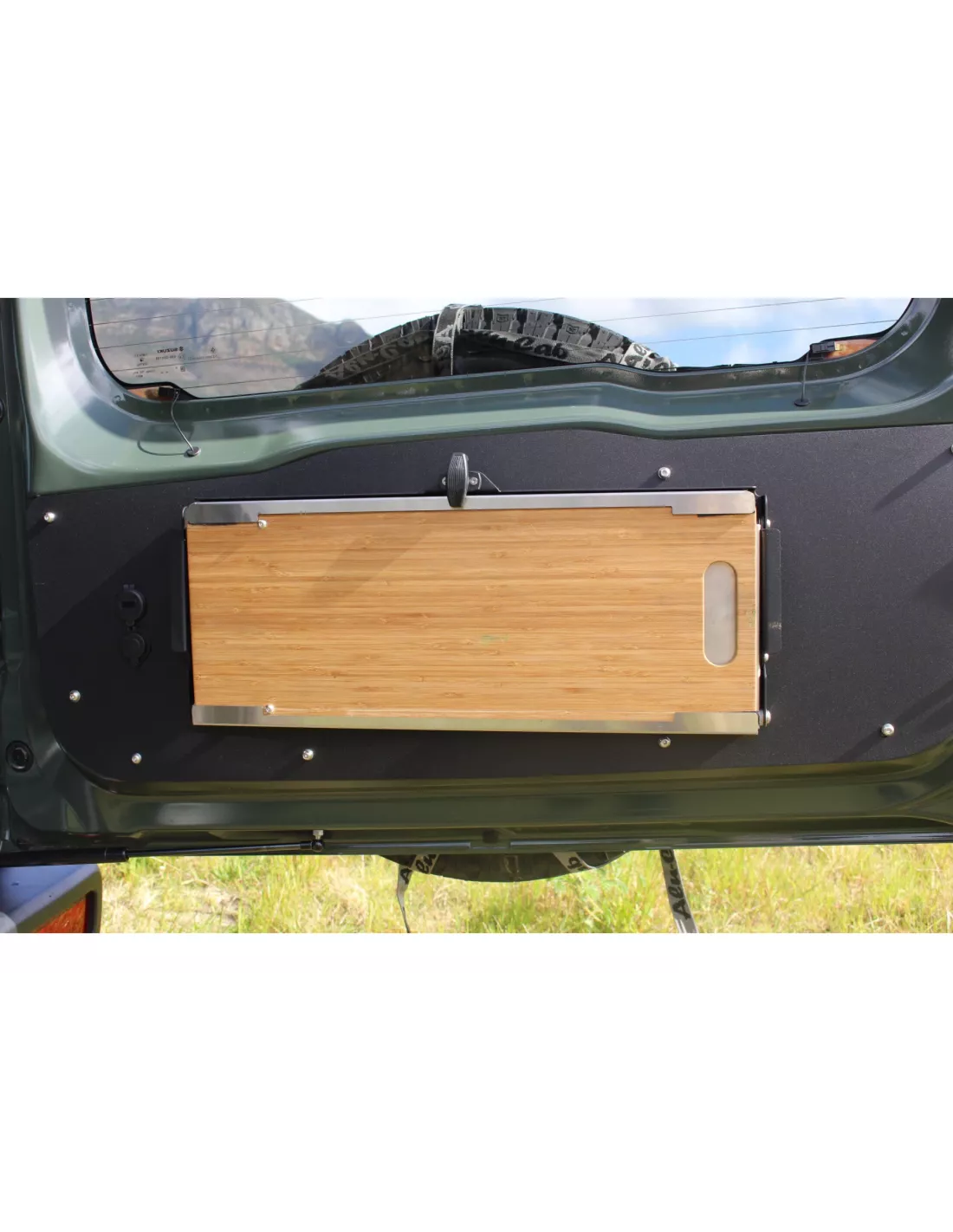 Suzuki Jimny Alu Cab Hecktürtablette ALU CAB - Zubehör