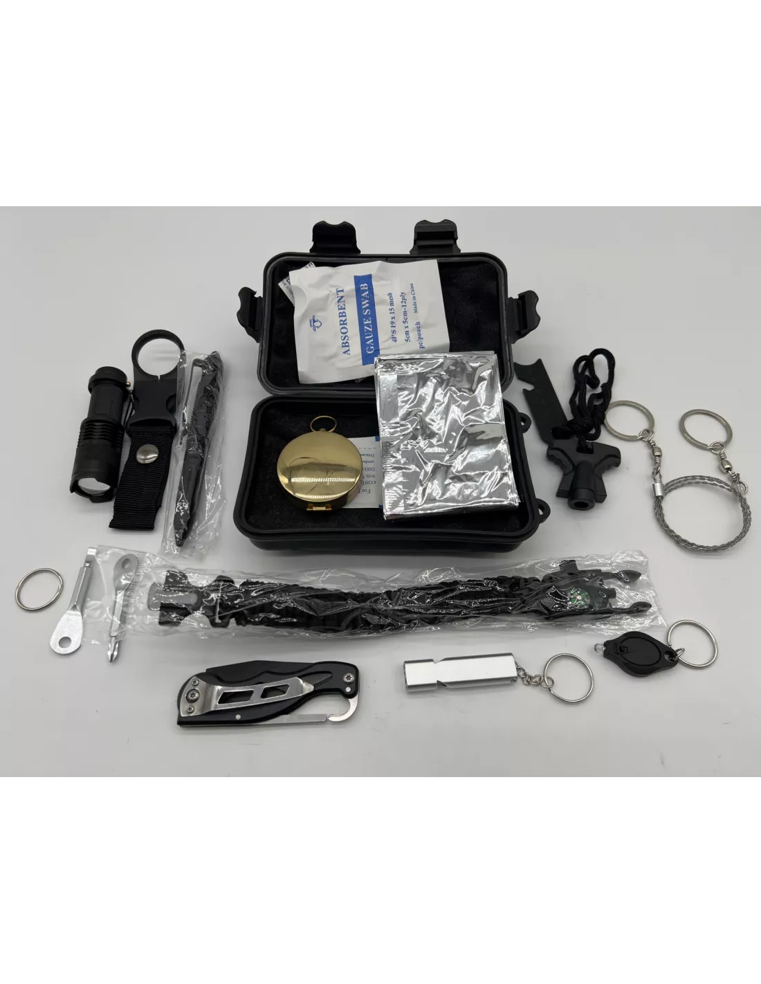 Coffret étanche d'accessoires tactiques et de survie - 18 pièces DTC