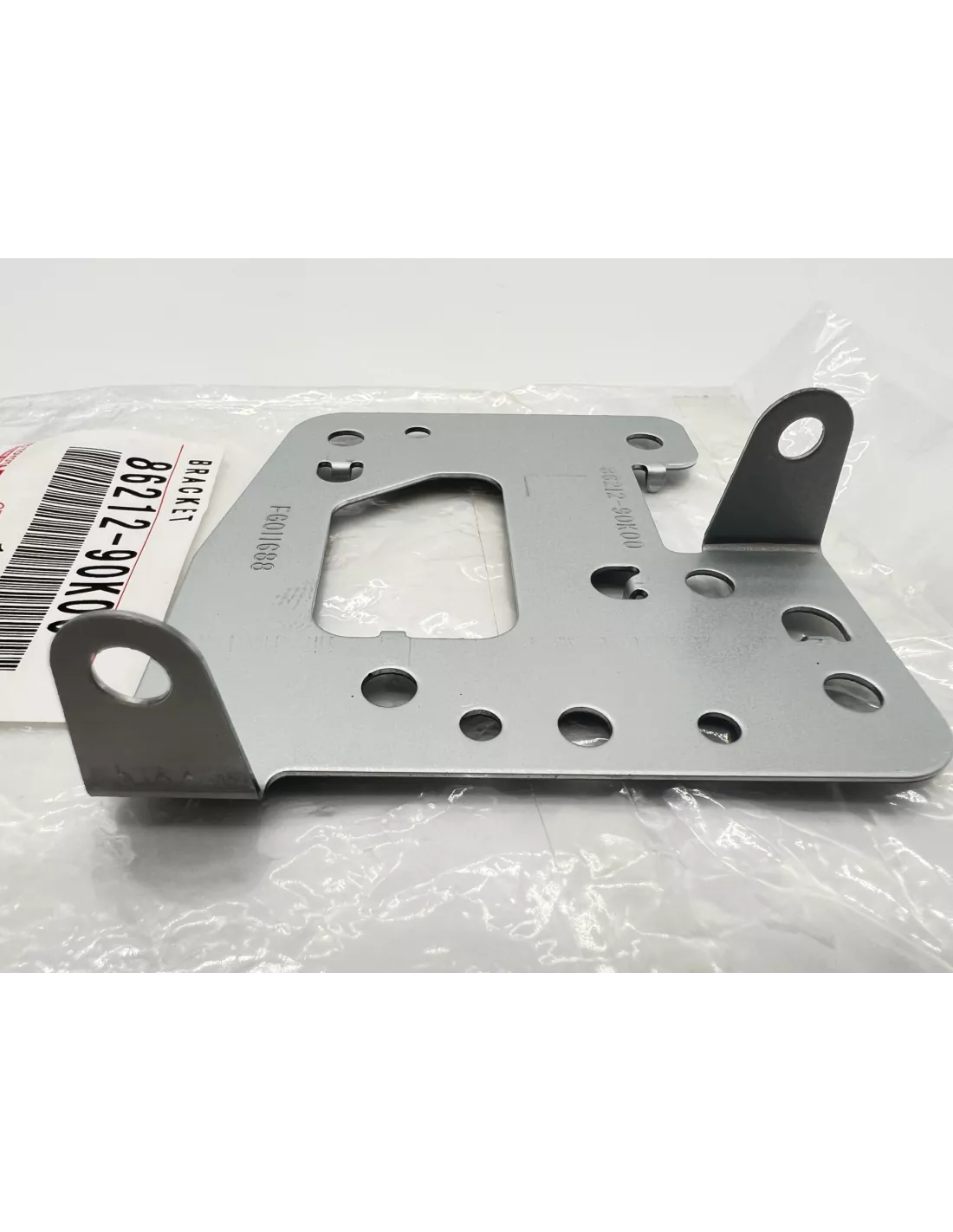 Support gauche autoradio double DIN Série 7 avant 2009 TOYOTA -
