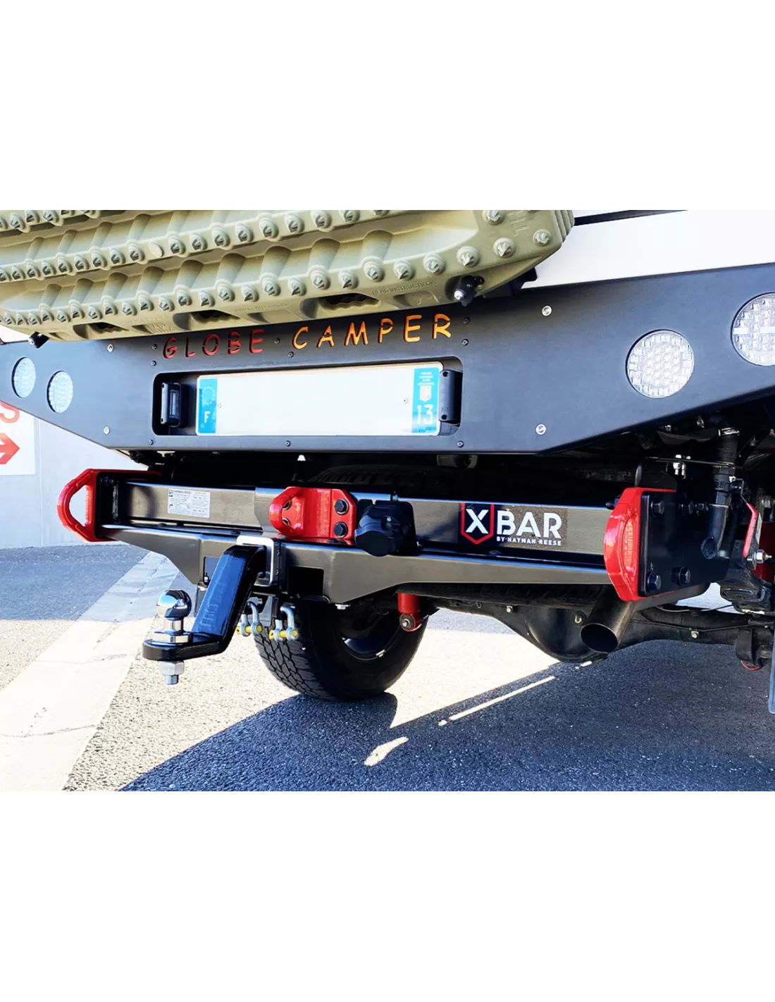 Attelage spécifique avec carré 50mm intégré Toyota Hilux Revo Hayman