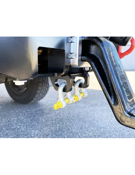 Attelage spécifique avec carré 50mm intégré Toyota Hilux Revo Hayman