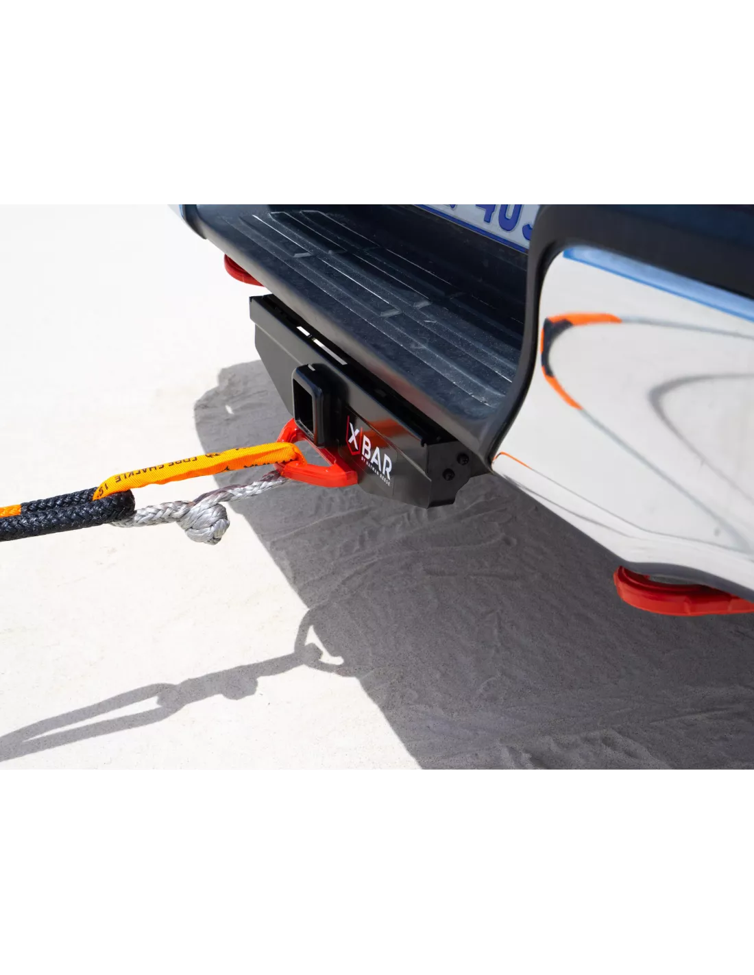 Attelage sous pare-choc avec carré 50mm intégré Toyota Hilux Revo
