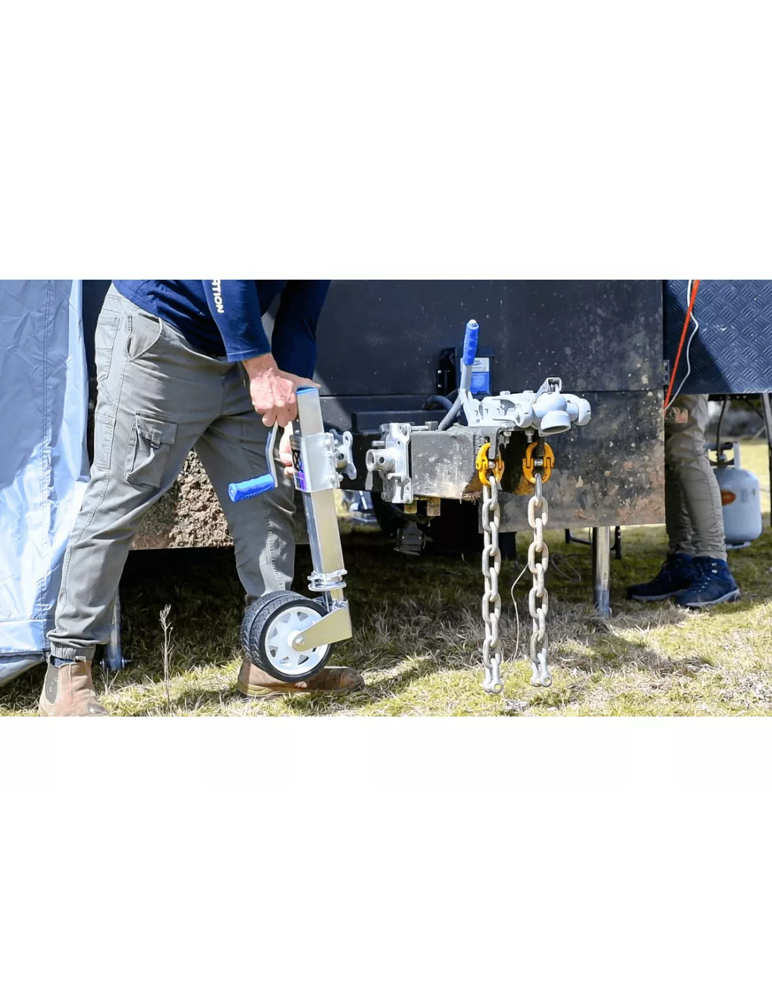 Telescopisch jockeywiel Offroad 750kg 285-710mm ARK - 4x4 accessoire