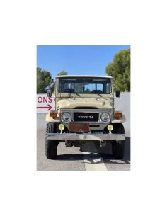 Toyota Land Cruiser FJ45 4.2L 135ch de 1983 - accessoire 4x4 2