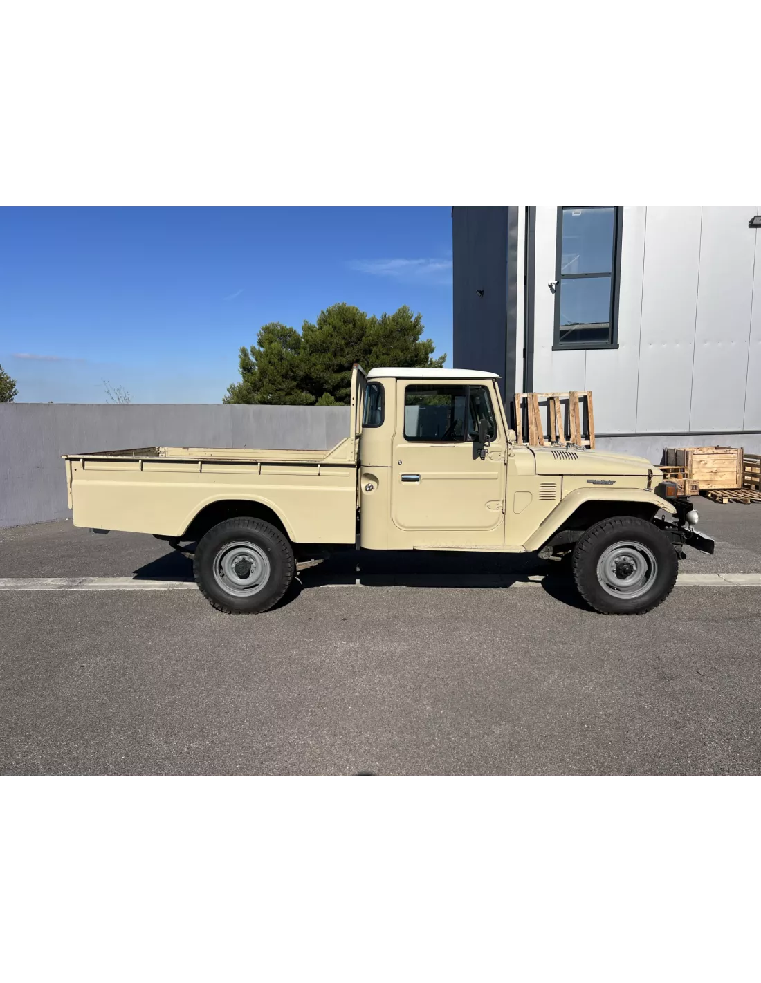 Toyota Land Cruiser FJ45 4.2L 135ch de 1983 - accessoire 4x4
