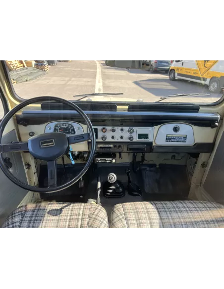 Toyota Land Cruiser FJ45 4.2L 135ch de 1983 - accessoire 4x4