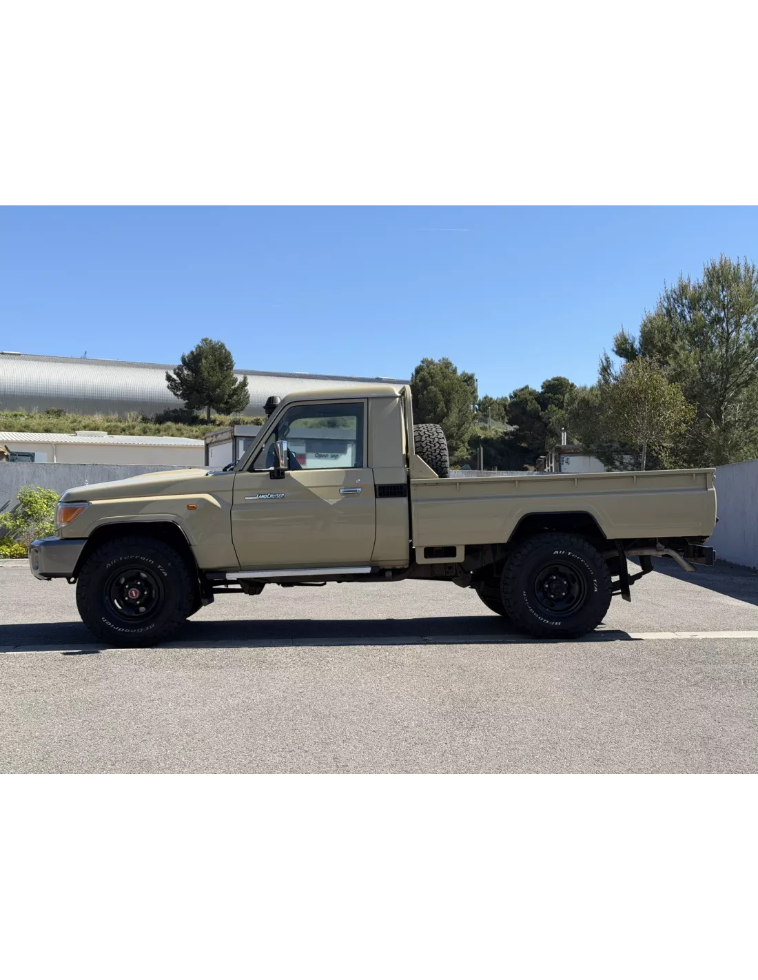 TOYOTA LC GRJ79 Simple Cab Beige - 4x4 accessoire