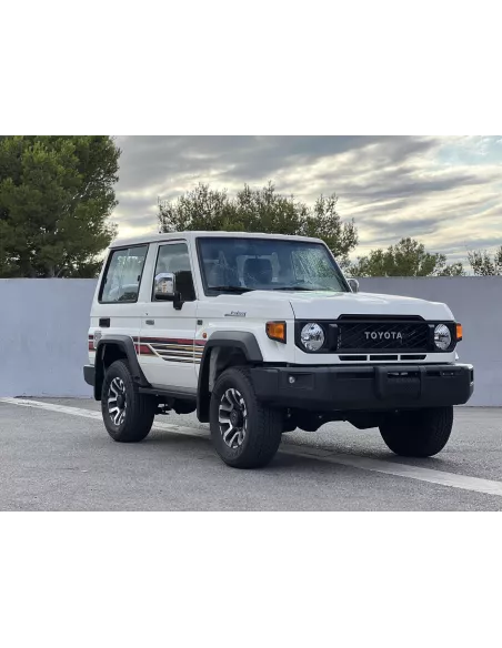 Toyota Land Cruiser 2025 GRJ71 V6 4.0L 228cv 40ème anniversaire -