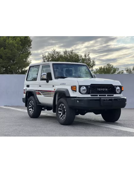 Toyota Land Cruiser 2025 GRJ71 V6 4.0L 228cv 40ème anniversaire -