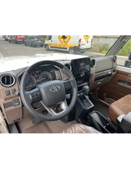Toyota Land Cruiser 2025 GRJ71 V6 4.0L 228cv 40ème anniversaire -
