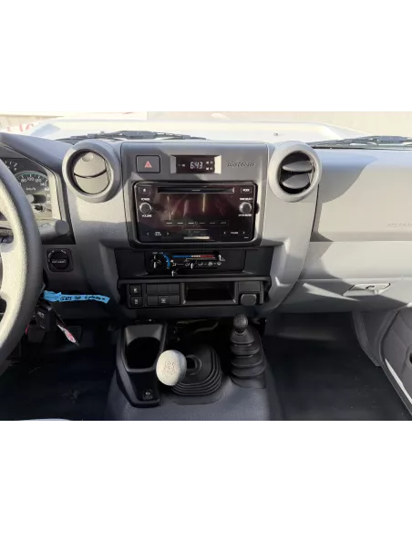 TOYOTA GRJ78 BVM BLANC INTERIEUR GRIS - accessoire 4x4