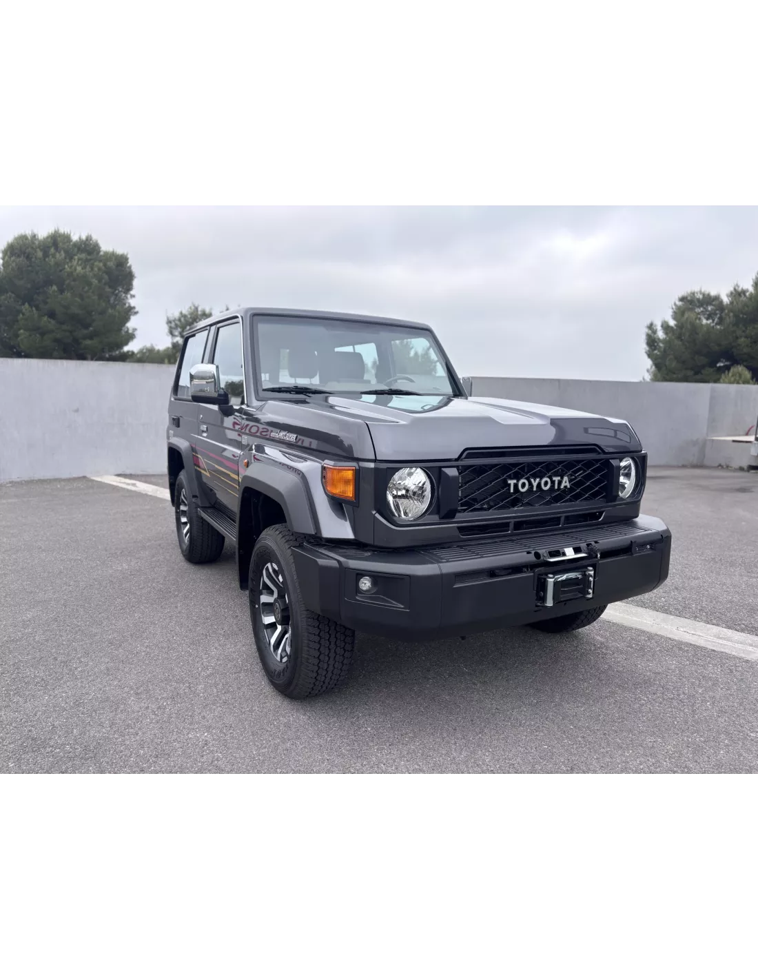 TOYOTA LAND CRUISER 2025 GRJ71 V6 4.0L 228CV 40EME ANNIVERSAIRE -