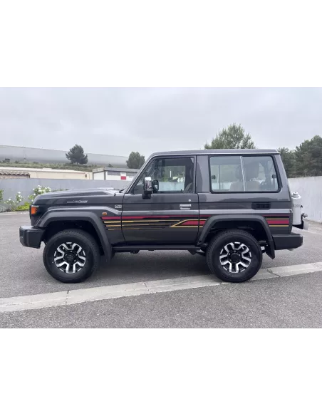 TOYOTA LAND CRUISER 2025 GRJ71 V6 4.0L 228CV 40EME ANNIVERSAIRE -