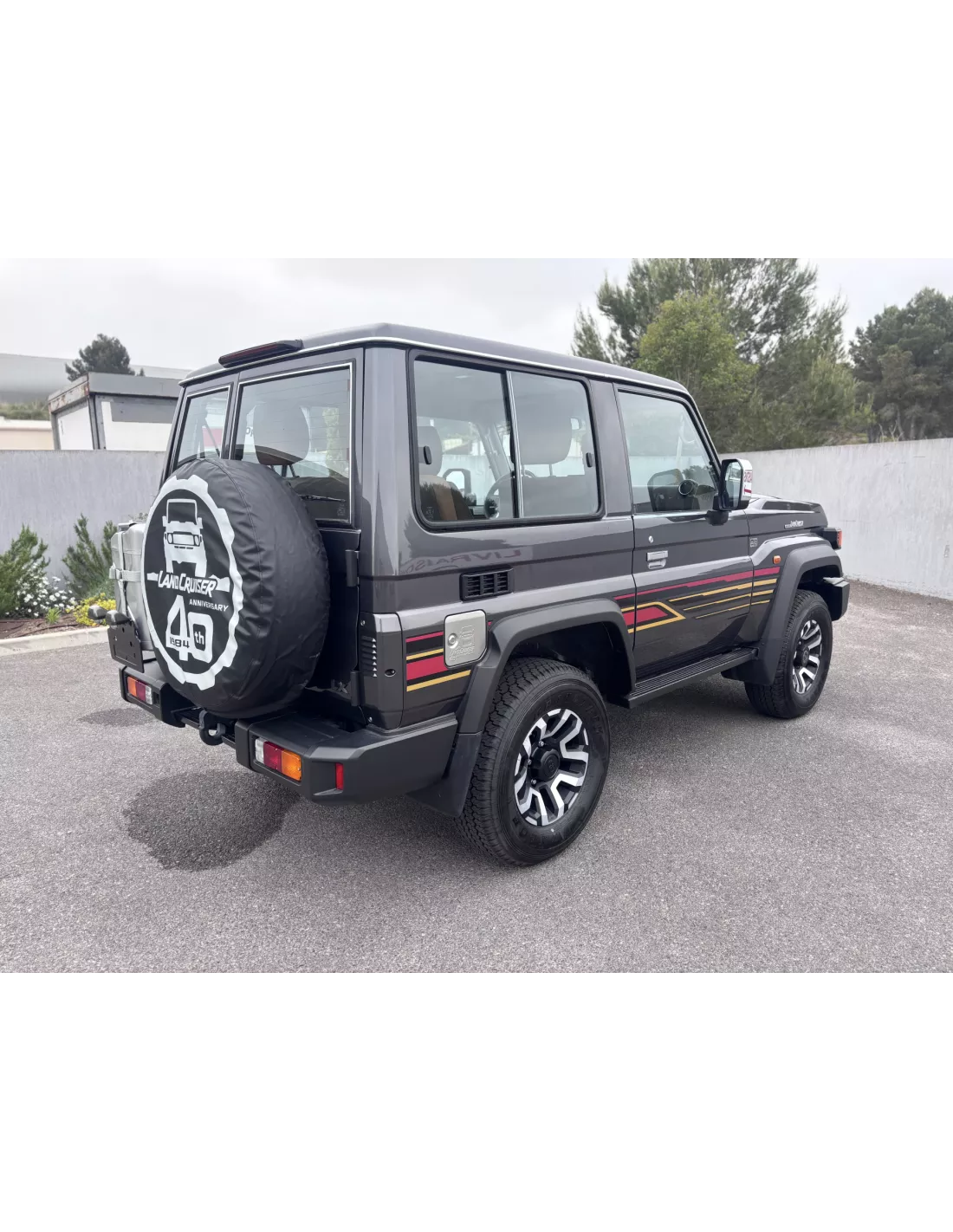 TOYOTA LAND CRUISER 2025 GRJ71 V6 4.0L 228CV 40EME ANNIVERSAIRE -