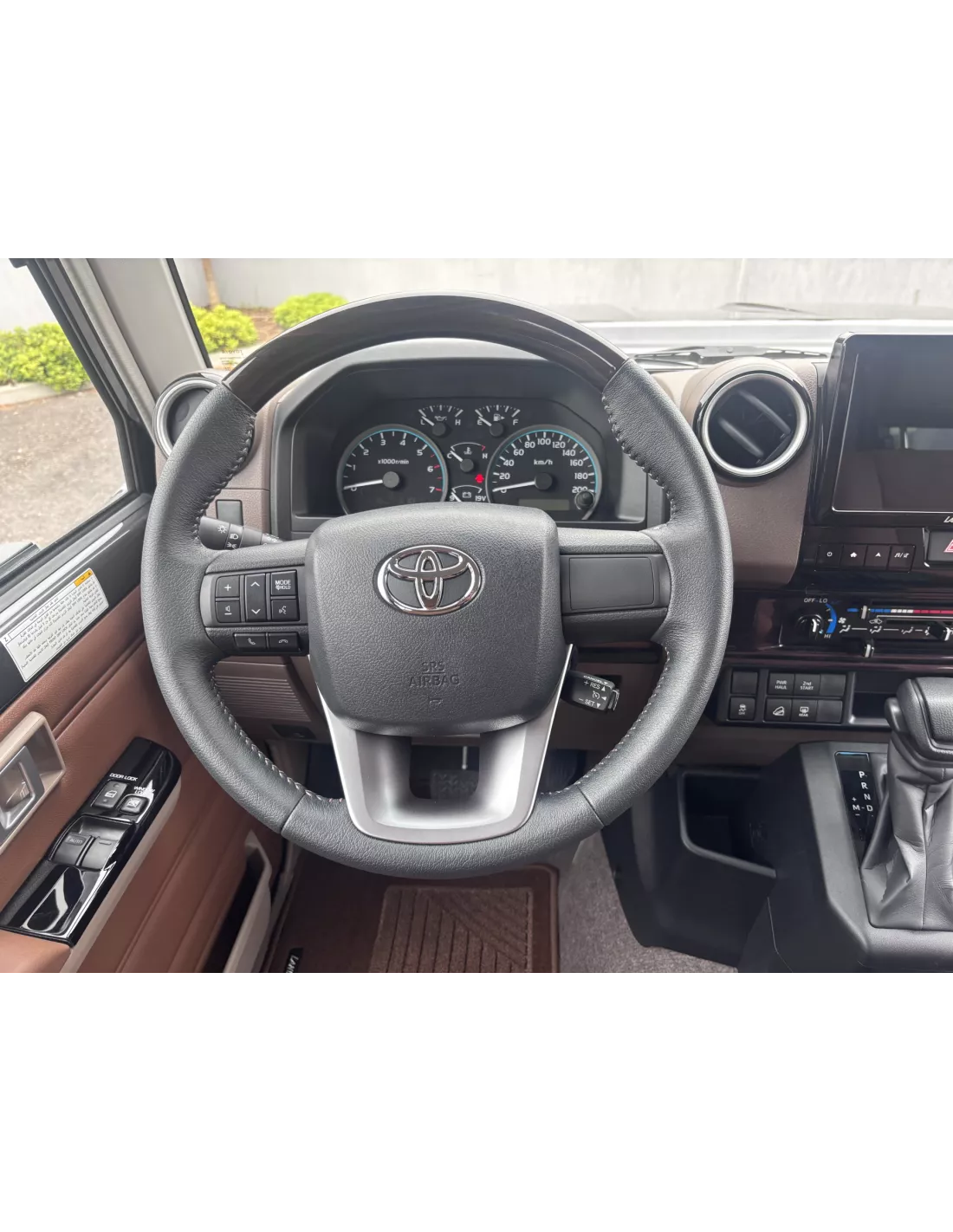TOYOTA Land Cruiser 2025 GRJ71 V6 4.0L 228CV 40-jarig jubileum -