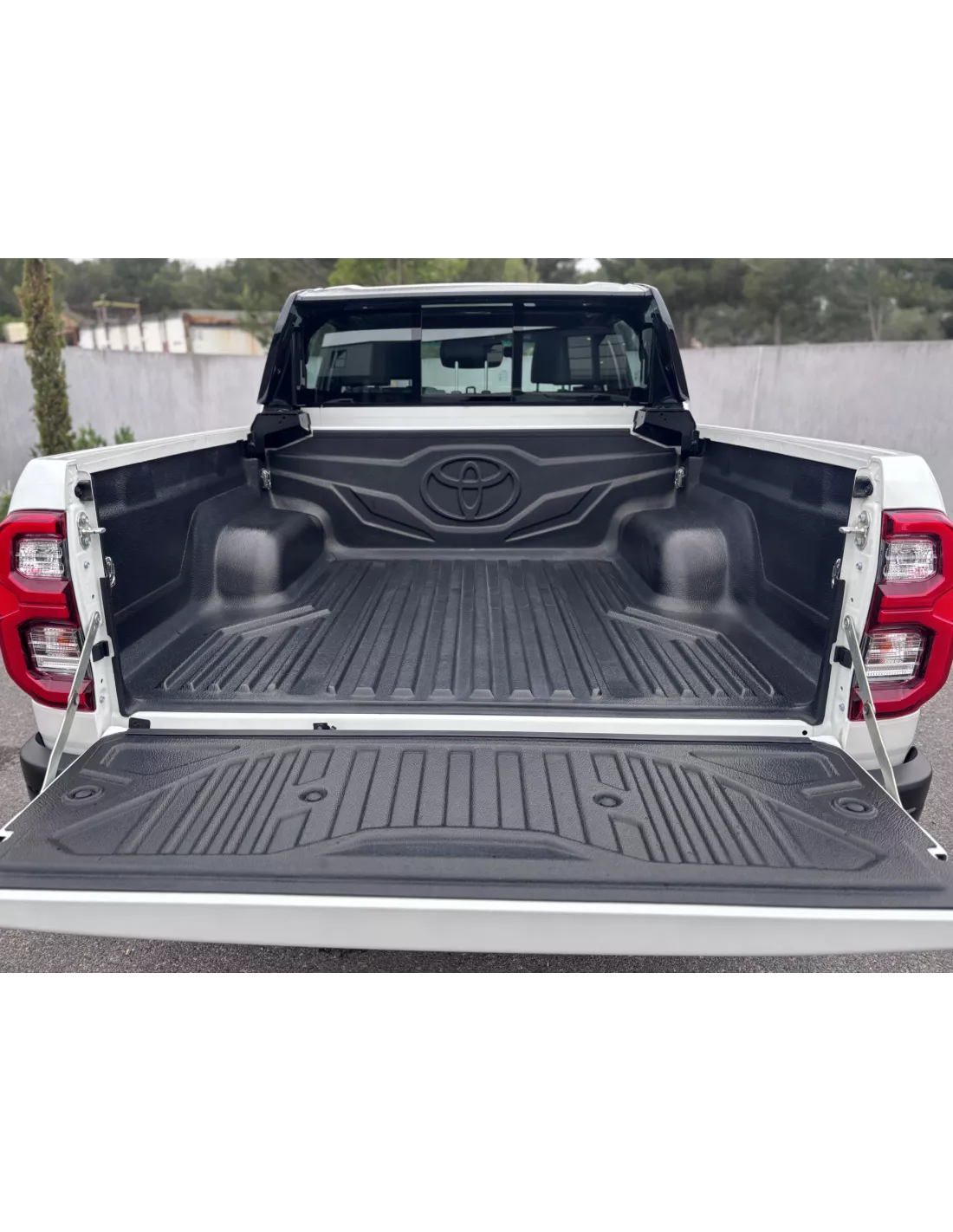 TOYOTA HILUX 2025 GR SPORT Z 4.0L - accessoire 4x4