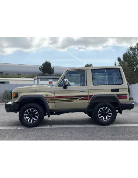 Toyota Land Cruiser 2025 GRJ71 V6 4.0L 228cv 40ème anniversaire -